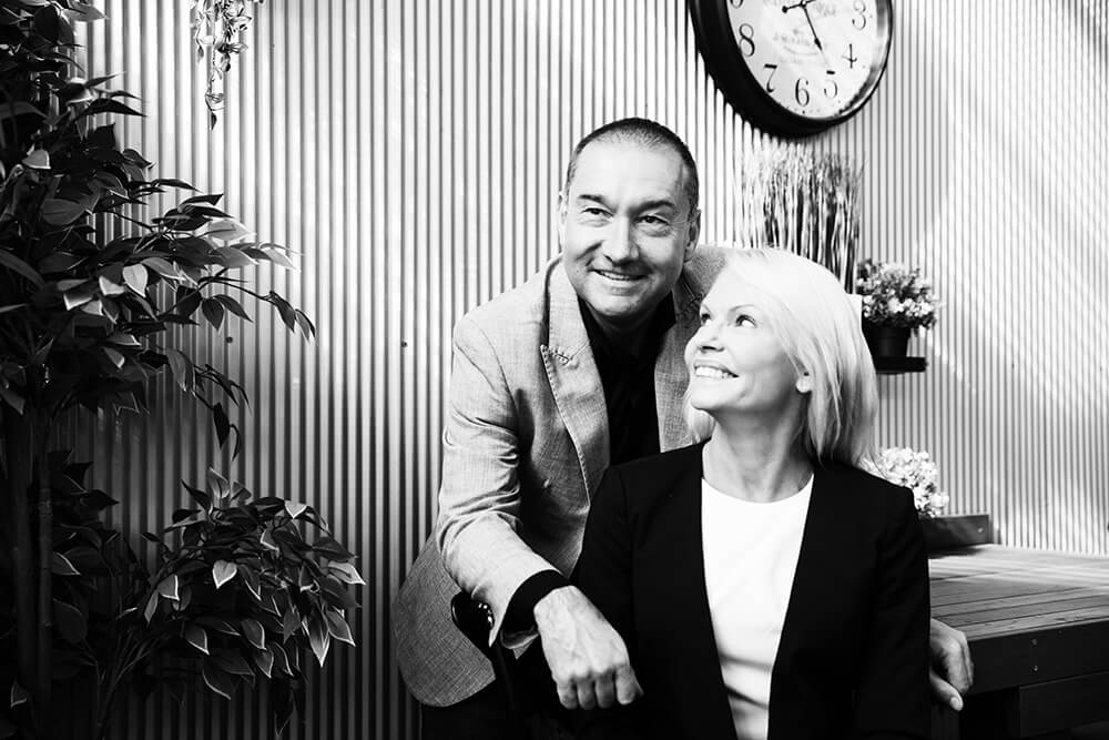 Lee and Robyn Woodward